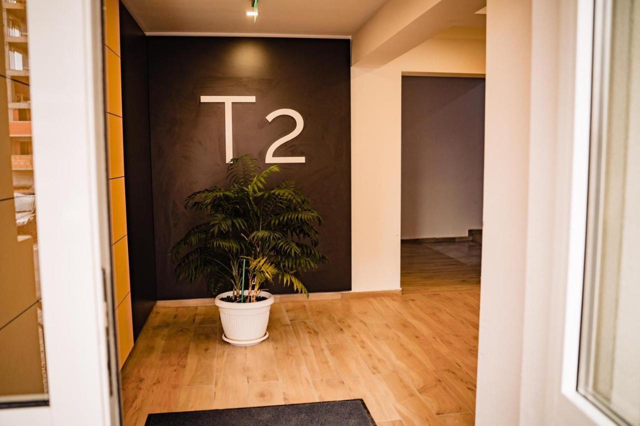 Apartment Gabriela'S Home Орадеа Екстериор снимка